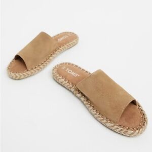 NWOT Toms | Women’s Tan Suede Clarita Open Toe Slip-On Espadrille Flats Mules, 7